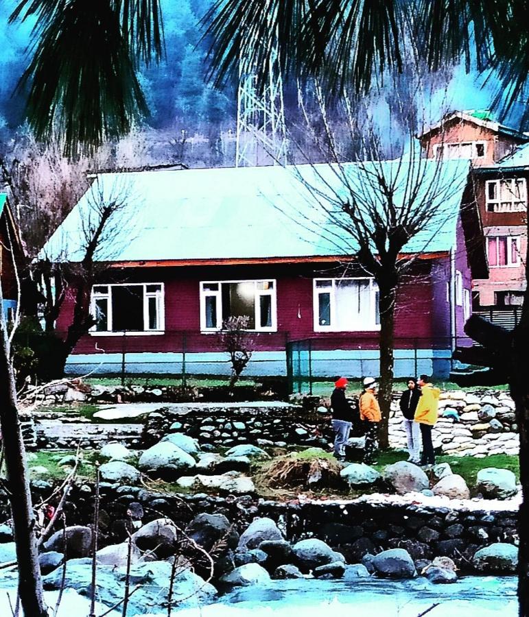 Hotel Lidder Palace Pahalgam Bagian luar foto
